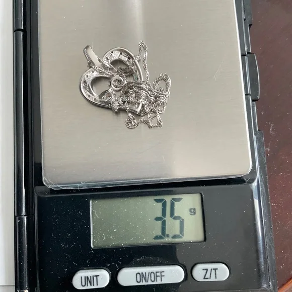 10k Solid goldHeart Necklace - Picture 10 of 10